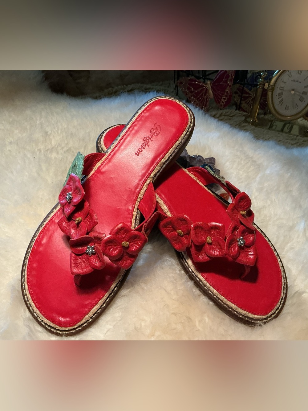 Brighton Red Aster Flower Thong Sandal Size 8.5